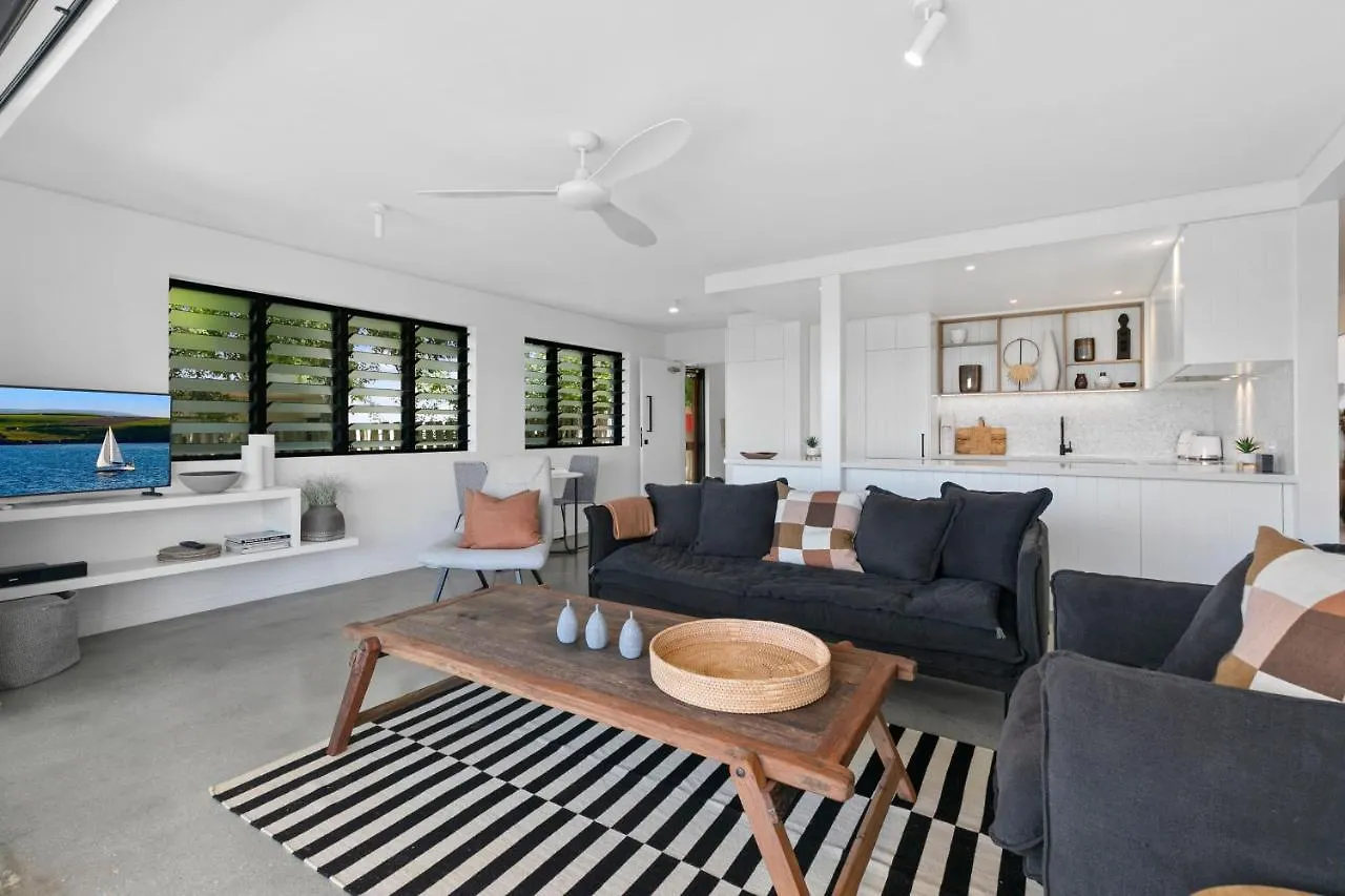 Oceanbreeze - Sunshine Beach Ocean Views شقة